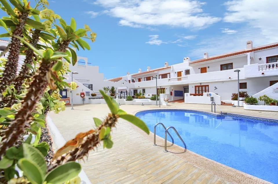 Royale Sun Beach Apartaments Arona  Exterior photo